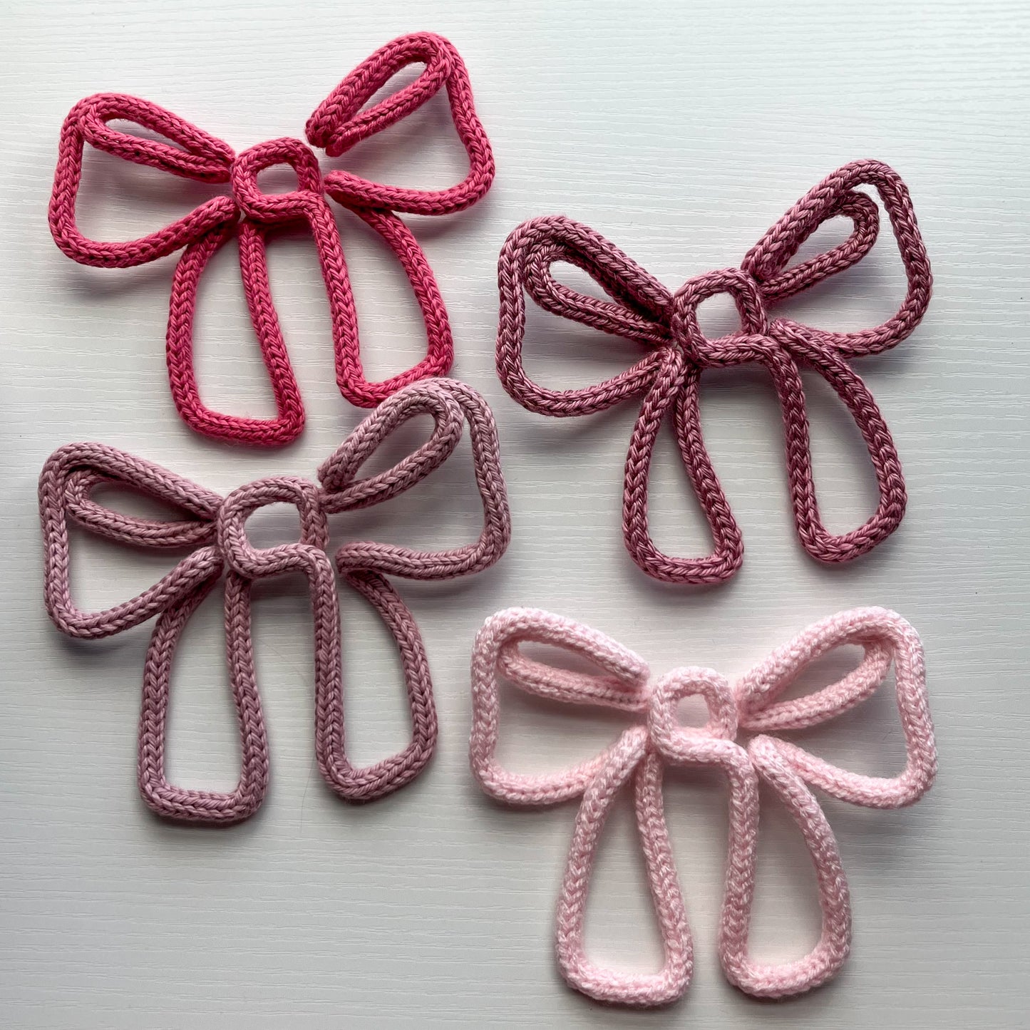 Knit Wire Bow - Classic