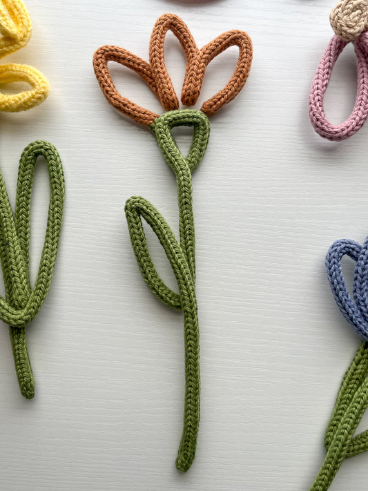 Knit Wire Peony